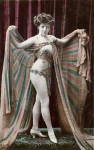 Postcard depicting an oriental dancer